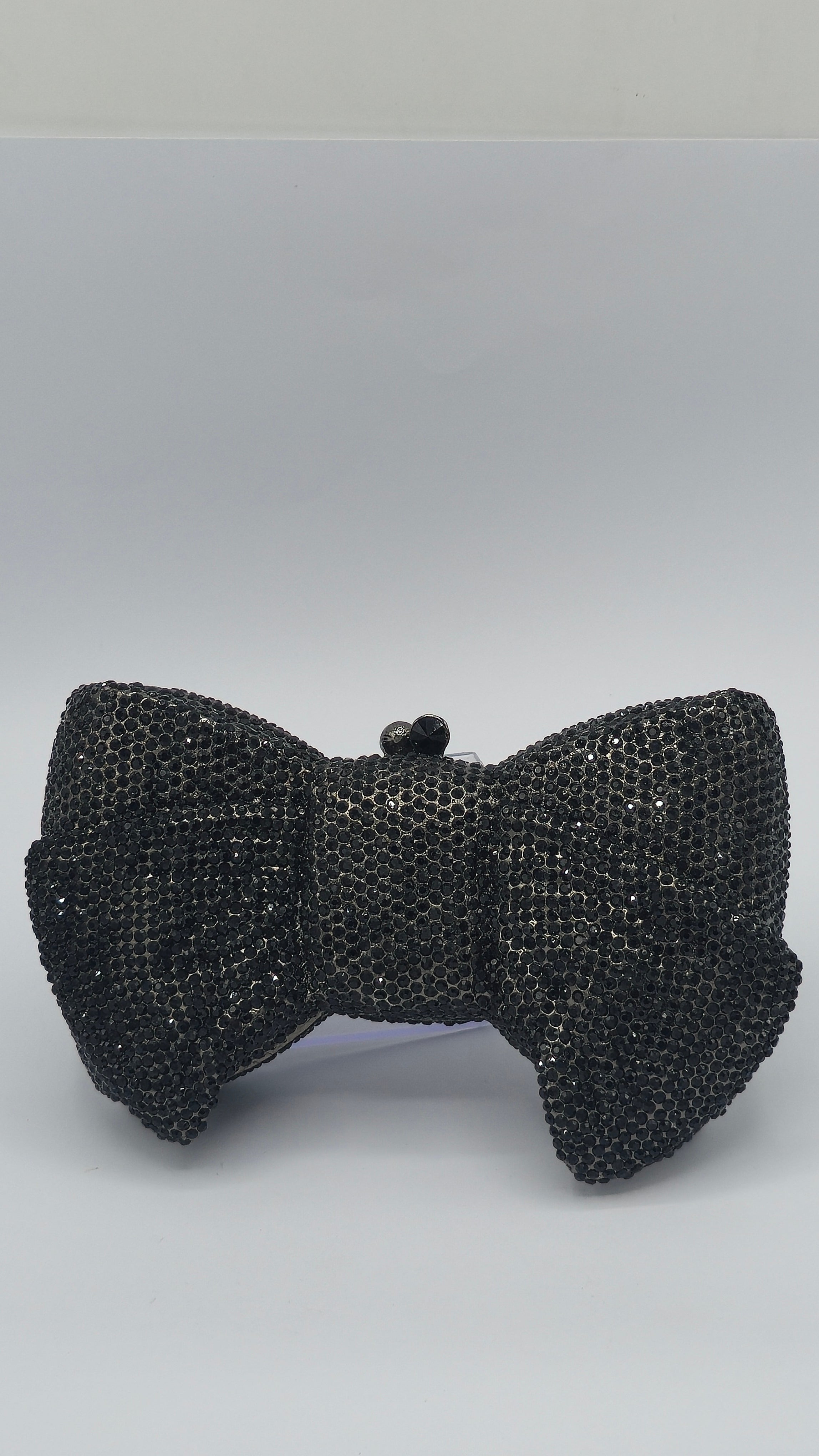 BOW CLUTCH