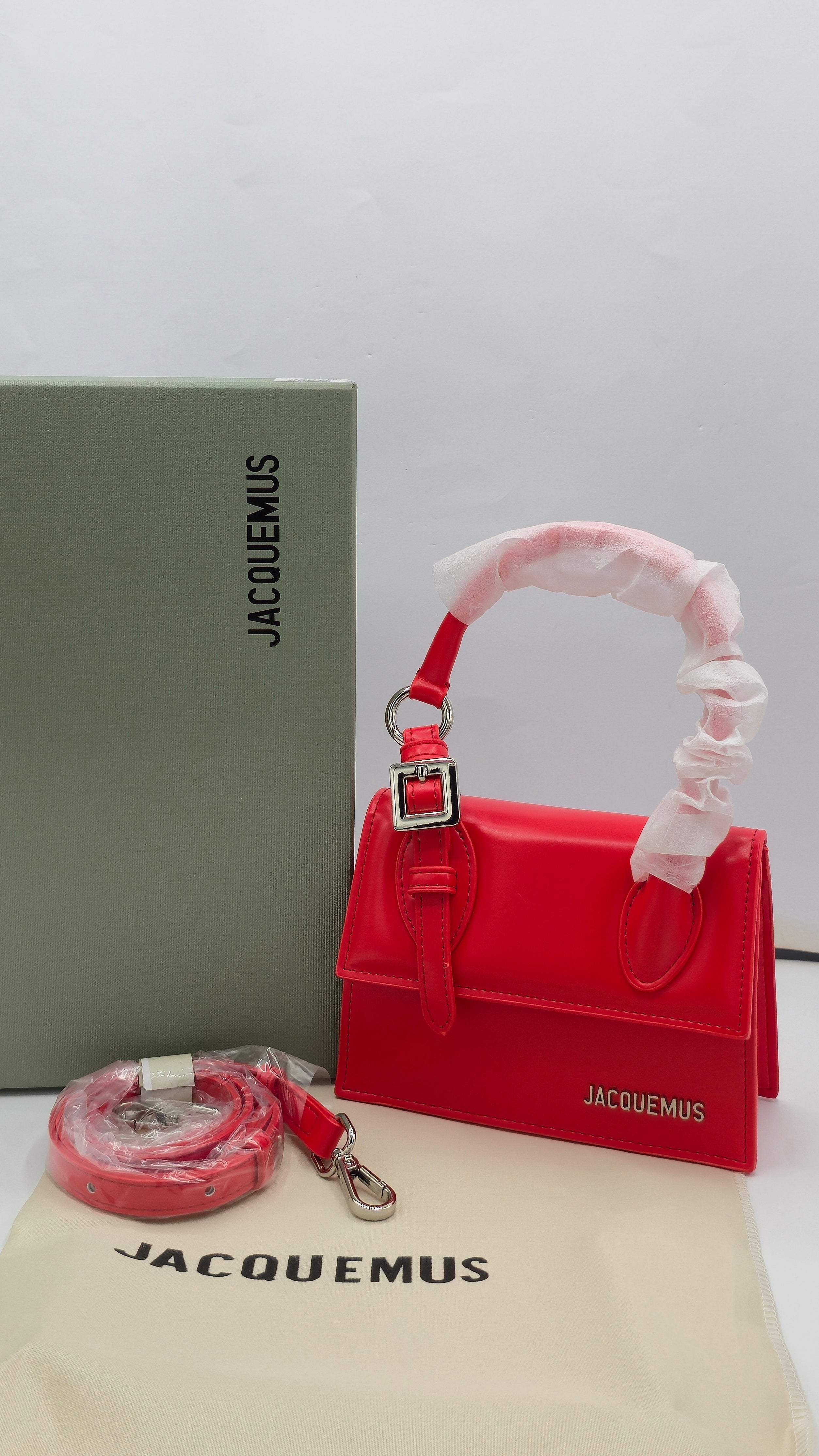 Jacquemus Le Chiquito Moyen