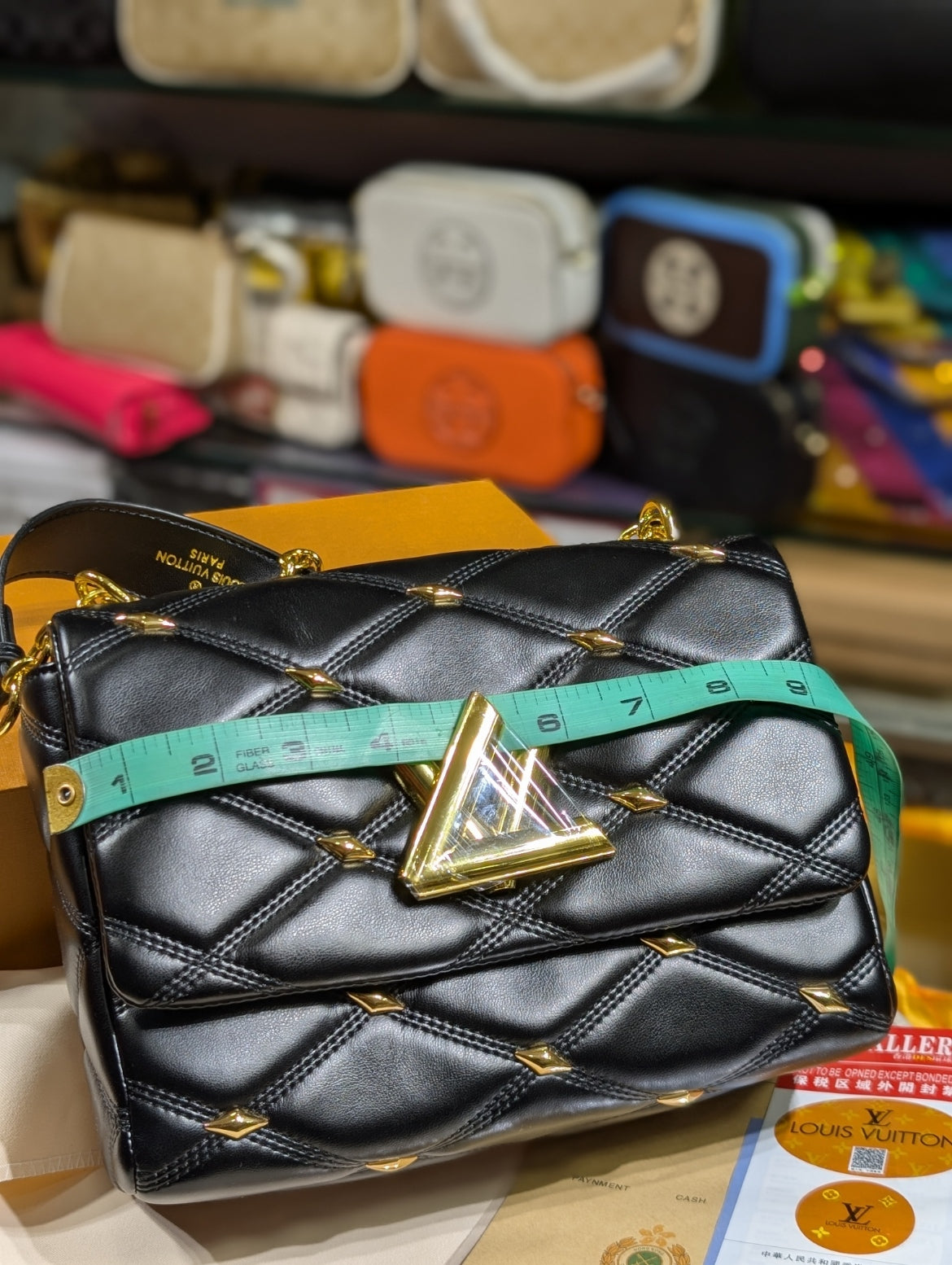 LV TWIST QUILTED